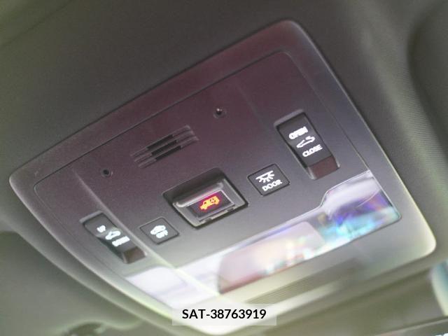 Lexus ES 2019-05 354381-27