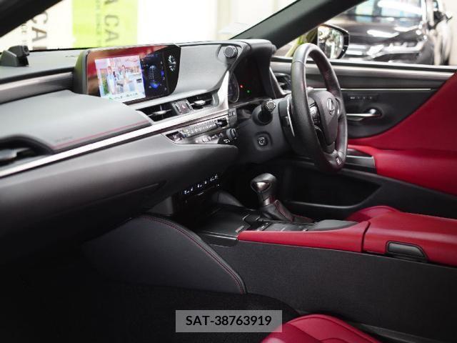 Lexus ES 2019-05 354381-25