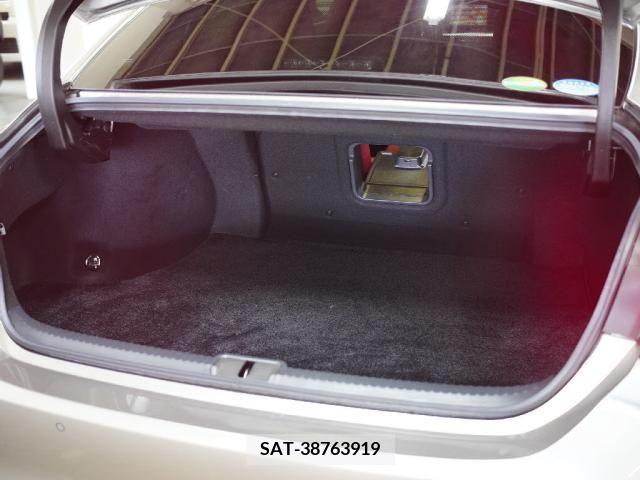 Lexus ES 2019-05 354381-23