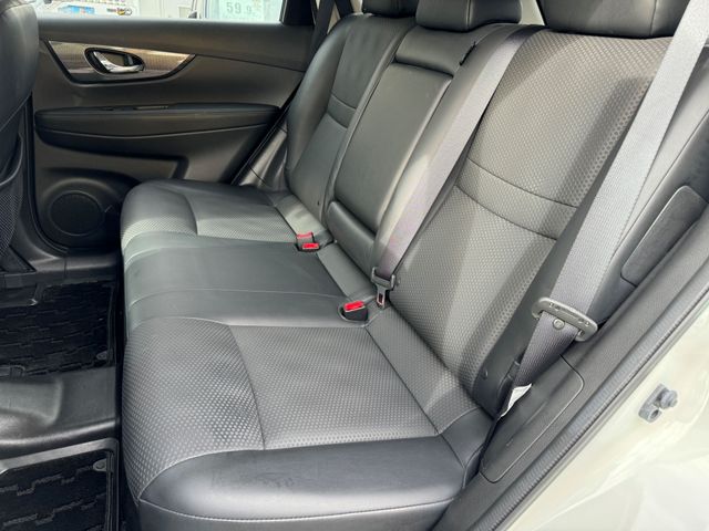 Nissan X-TRAIL 2014-03 192806-27
