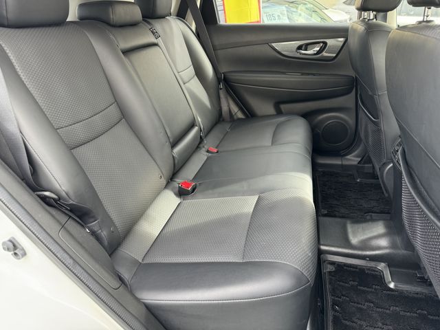 Nissan X-TRAIL 2014-03 192806-25