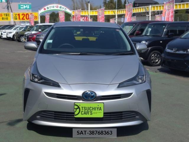 Toyota PRIUS 2019-04 253327-8