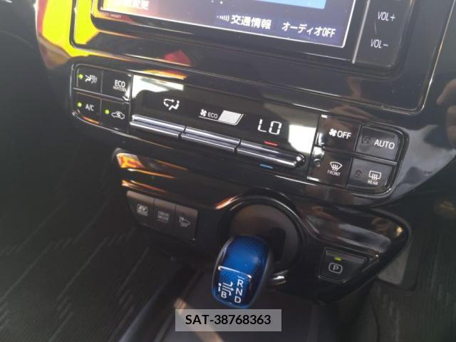 Toyota PRIUS 2019-04 253327-16