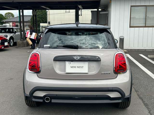 Bmw MINI 2022-11 12353-9