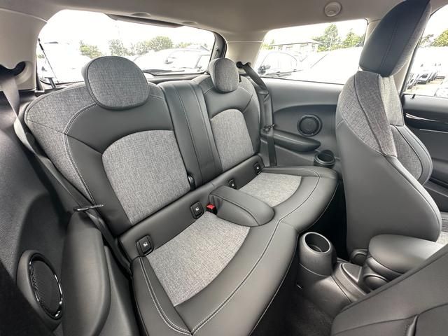 Bmw MINI 2022-11 12353-18