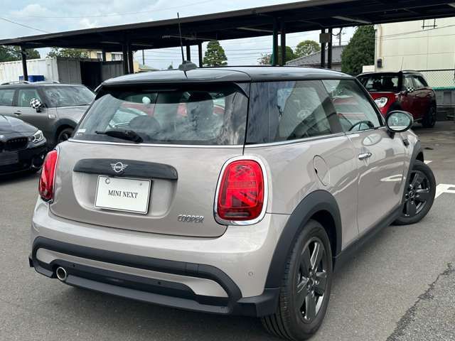 Bmw MINI 2022-11 12353-7