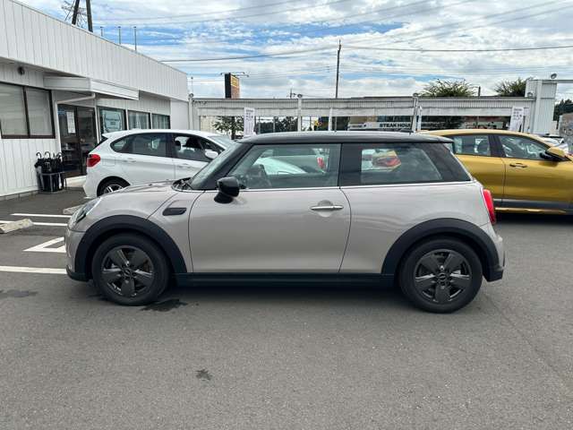 Bmw MINI 2022-11 12353-3