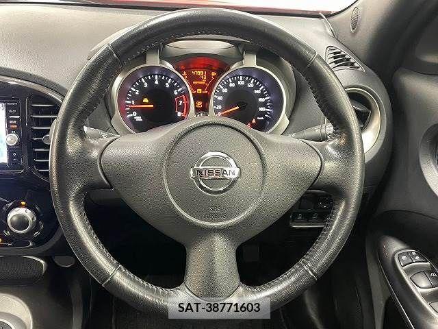 Nissan JUKE 2015-11 243179-11