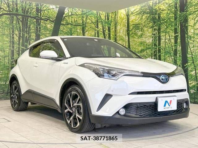 Toyota C-HR 2017-03 322961-15