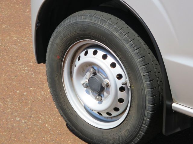 Mitsubishi MINICAB VAN 2018-04 8546-18