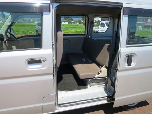 Mitsubishi MINICAB VAN 2018-04 8546-6