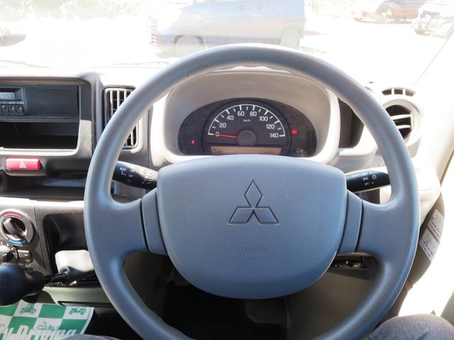 Mitsubishi MINICAB VAN 2018-04 8546-10