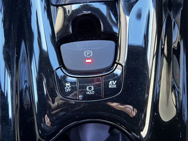 Toyota C-HR 2019-07 24024-22