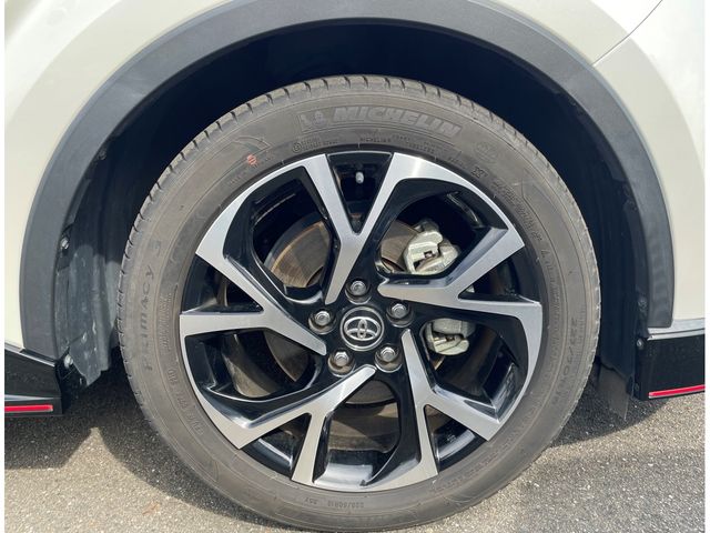Toyota C-HR 2019-07 24024-9