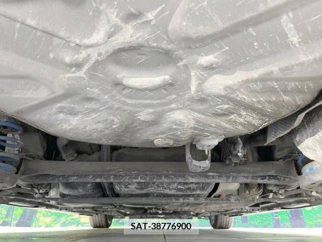 Toyota PRIUS 2015-08 366445-17