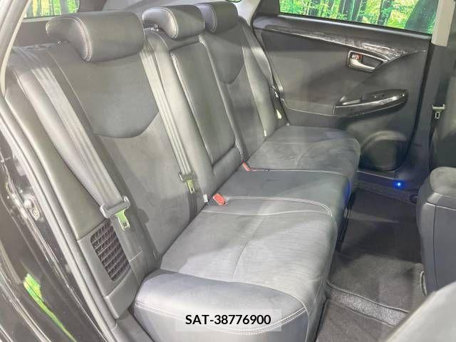 Toyota PRIUS 2015-08 366445-9