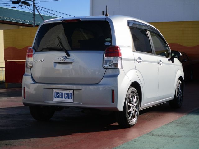 Toyota SPADE 1950-05 6729-2
