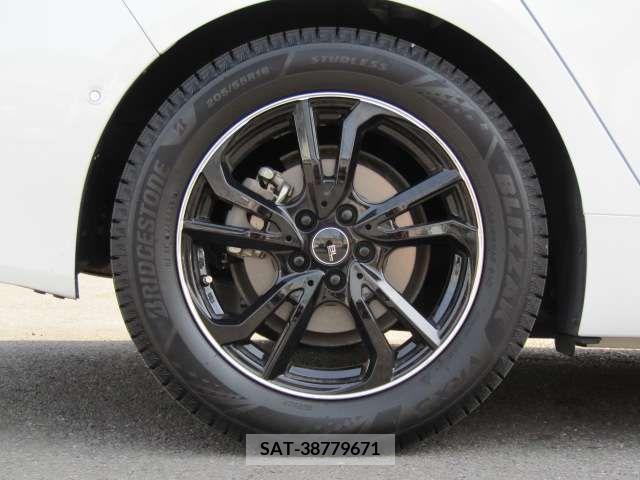 Toyota PRIUS 2021-02 221498-9