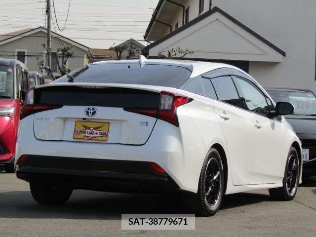 Toyota PRIUS 2021-02 221498-7