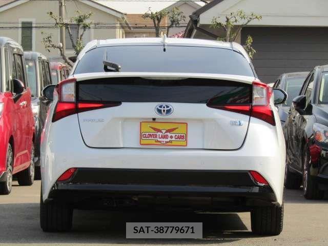 Toyota PRIUS 2021-02 221498-5