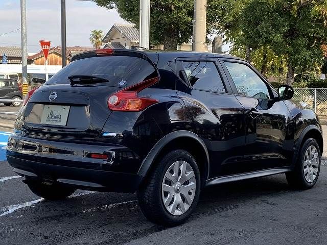 Nissan JUKE 2010-09 190893-17