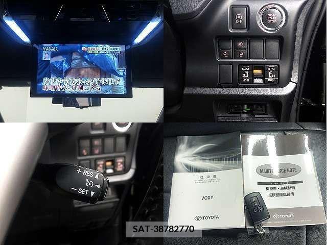 Toyota VOXY 2019-03 213046-4