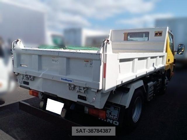 Hino DUTRO 2021-08 267758-2