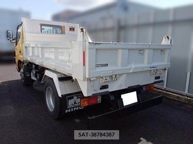 Hino DUTRO 2021-08 267758-3
