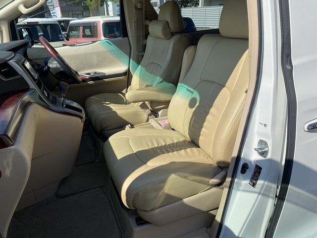 Toyota VELLFIRE 2009-04 183384-12