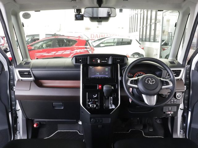 Toyota ROOMY 2018-12 184865-8