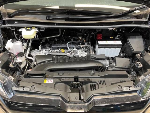 Toyota NOAH 2023-04 184658-19