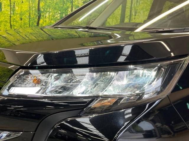 Toyota NOAH 2023-04 184658-13