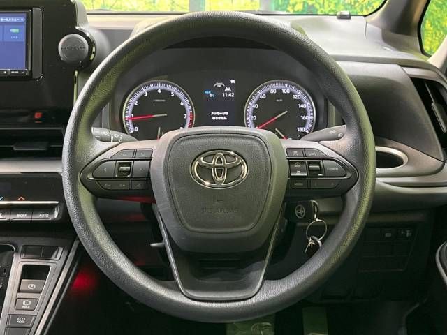 Toyota NOAH 2023-04 184658-8