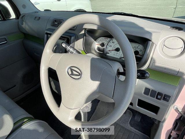 Daihatsu MOVE CONTE 2014-07 230887-7