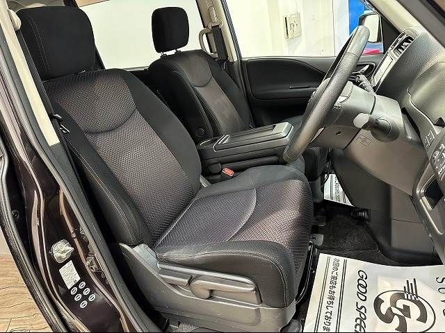 Nissan SERENA 2011-09 24027-8