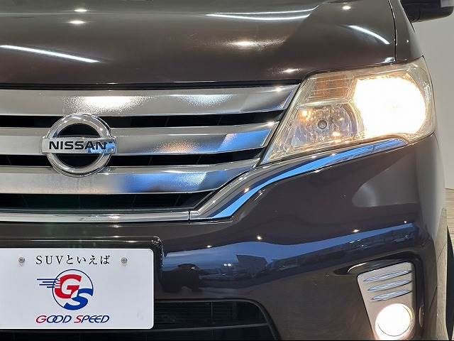 Nissan SERENA 2011-09 24027-18