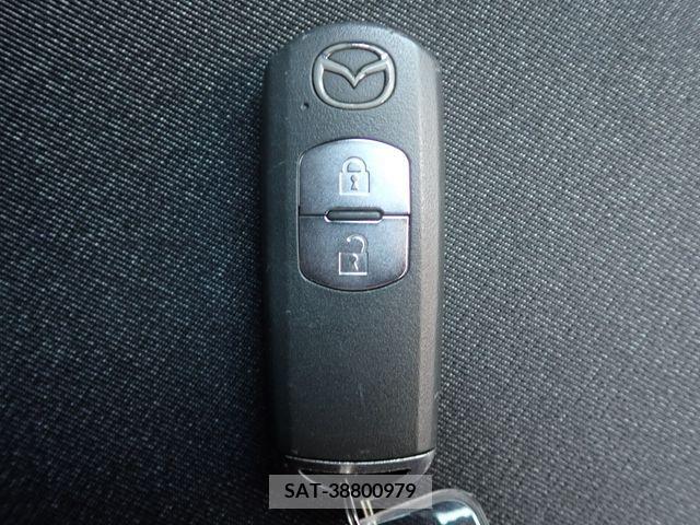 Mazda DEMIO 2017-04 374145-16