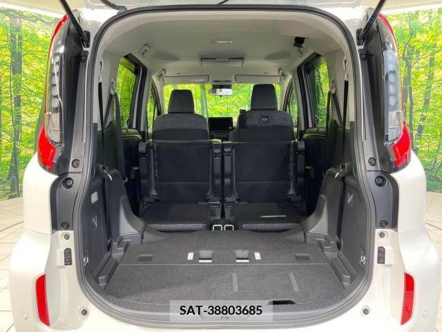 Toyota SIENTA 2022-11 381572-11