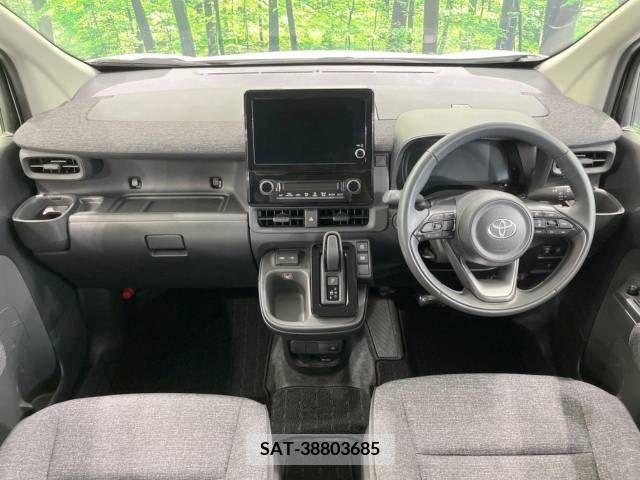 Toyota SIENTA 2022-11 381572-1