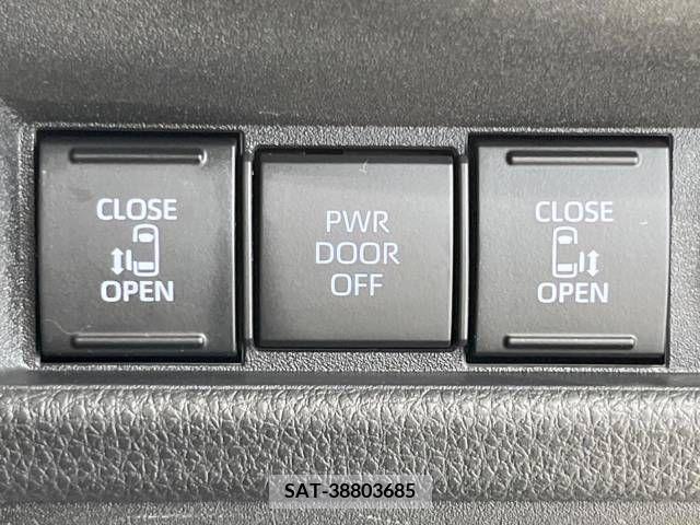 Toyota SIENTA 2022-11 381572-4