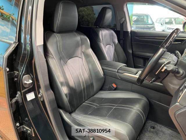Lexus RX 2021-06 219639-11