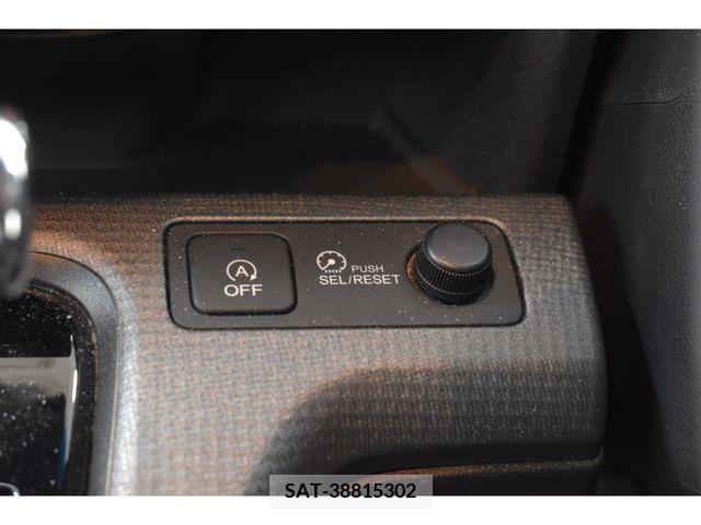 Honda e 2015-06 242848-18