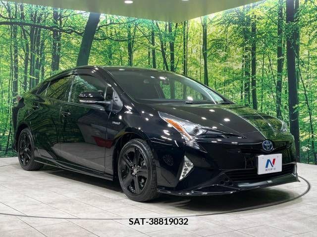 Toyota PRIUS 2018-02 237798-16