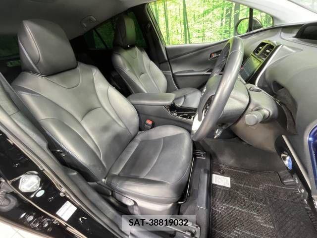 Toyota PRIUS 2018-02 237798-8