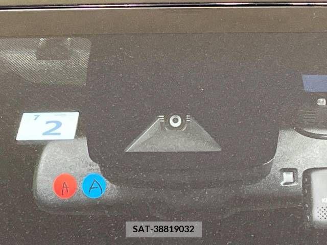 Toyota PRIUS 2018-02 237798-4