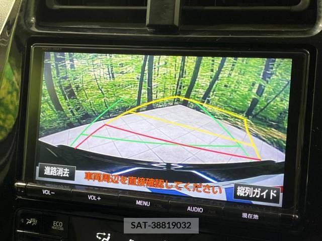Toyota PRIUS 2018-02 237798-3
