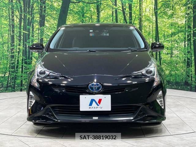 Toyota PRIUS 2018-02 237798-14