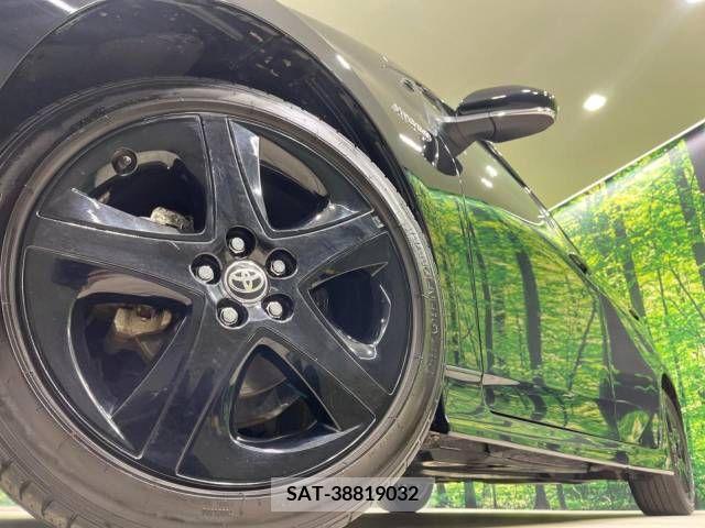 Toyota PRIUS 2018-02 237798-13
