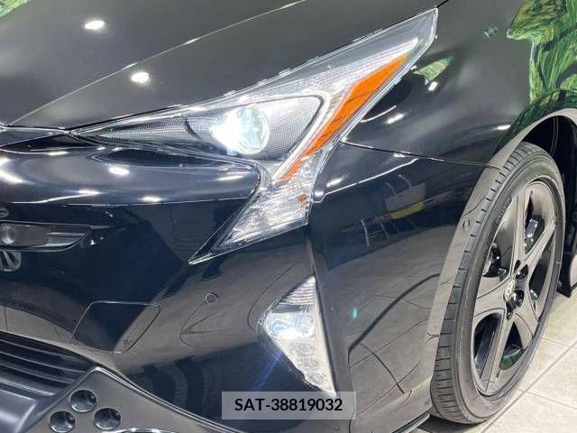 Toyota PRIUS 2018-02 237798-12