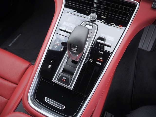 Porsche PANAMERA 2021-05 11040-9